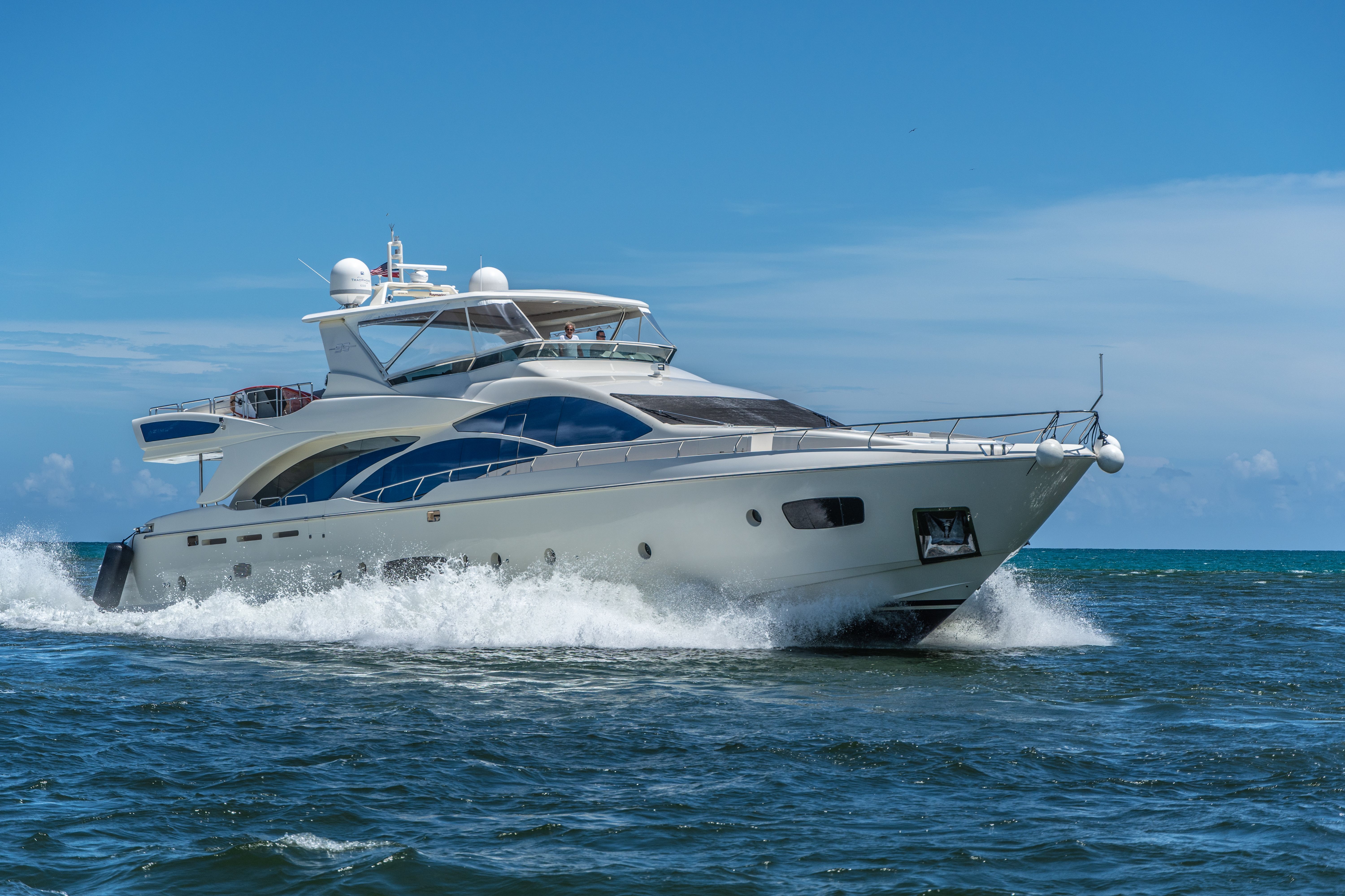 Custom Line Navetta 30